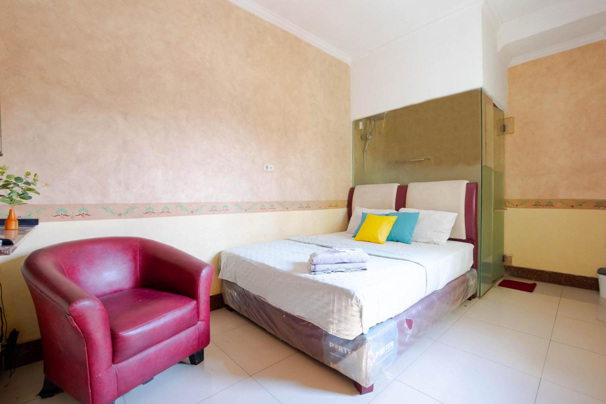 Nusa Indah Syariah Hotel Bandara By Abdihome Tangerang Exterior foto